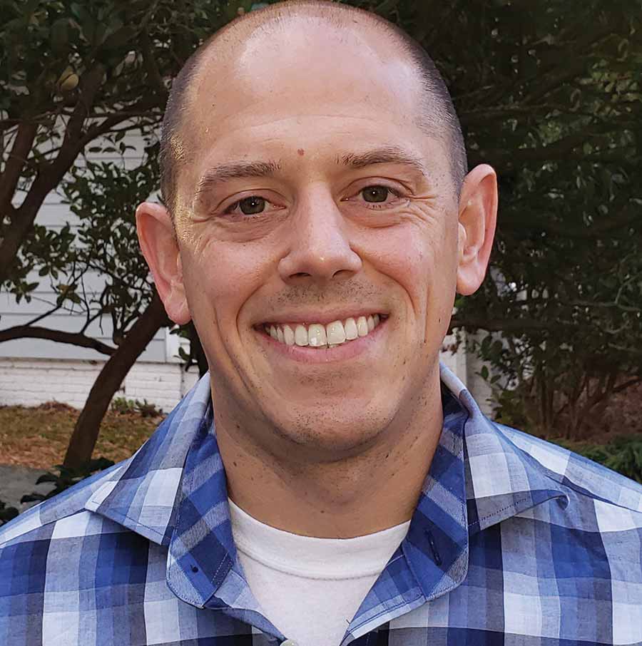 Chris Semanson headshot